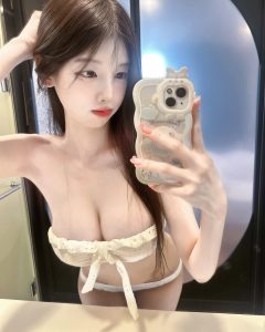 Yumi Cutesy Lady Korean In Singapore
